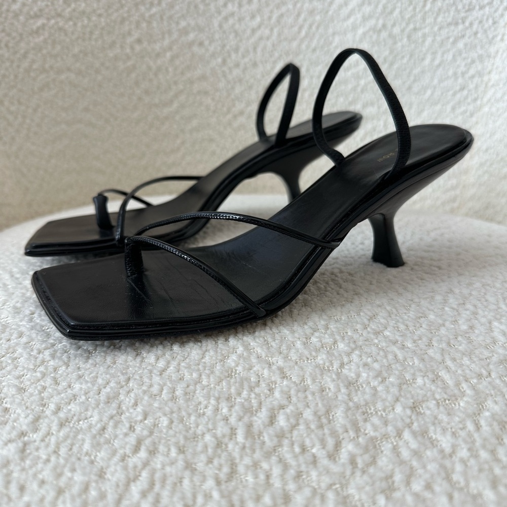The Row Rai Patent Leather Kitten Heel Sandals Black EU 36